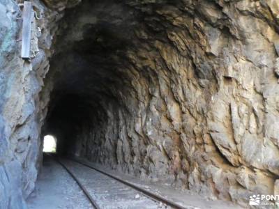 Camino de Hierro-Pozo de los Humos; club senderismo valladolid altitud puerto de navacerrada carrer 